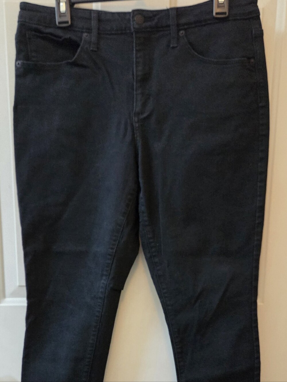 Universal Thread Women's Black Stretch Skinny Jeans